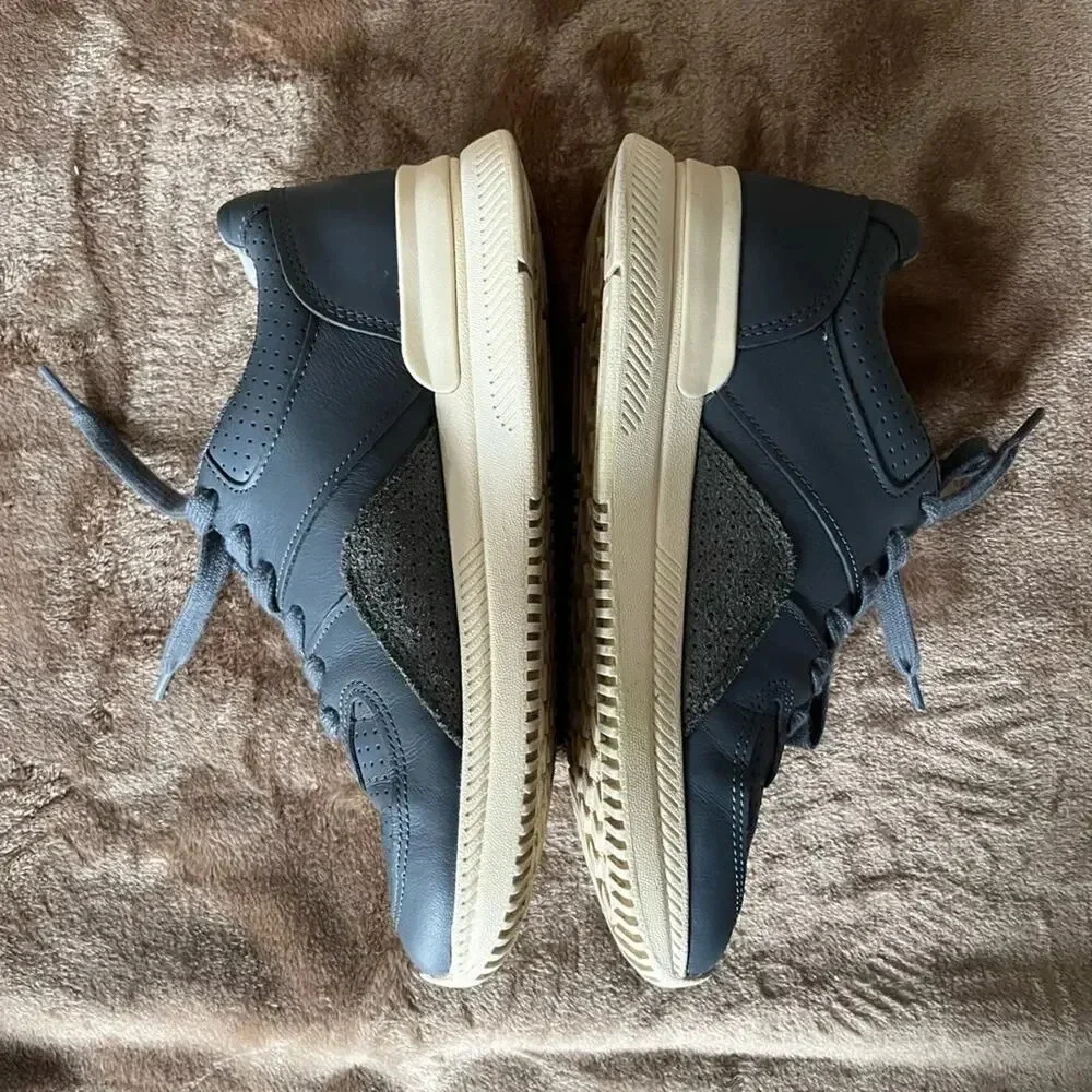 Everlane Tread the Trainer Leather Sneaker Women’s Size 6‎ Men’s Size 4